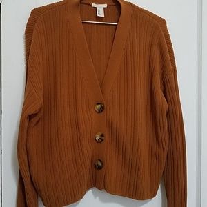 Brown sweater